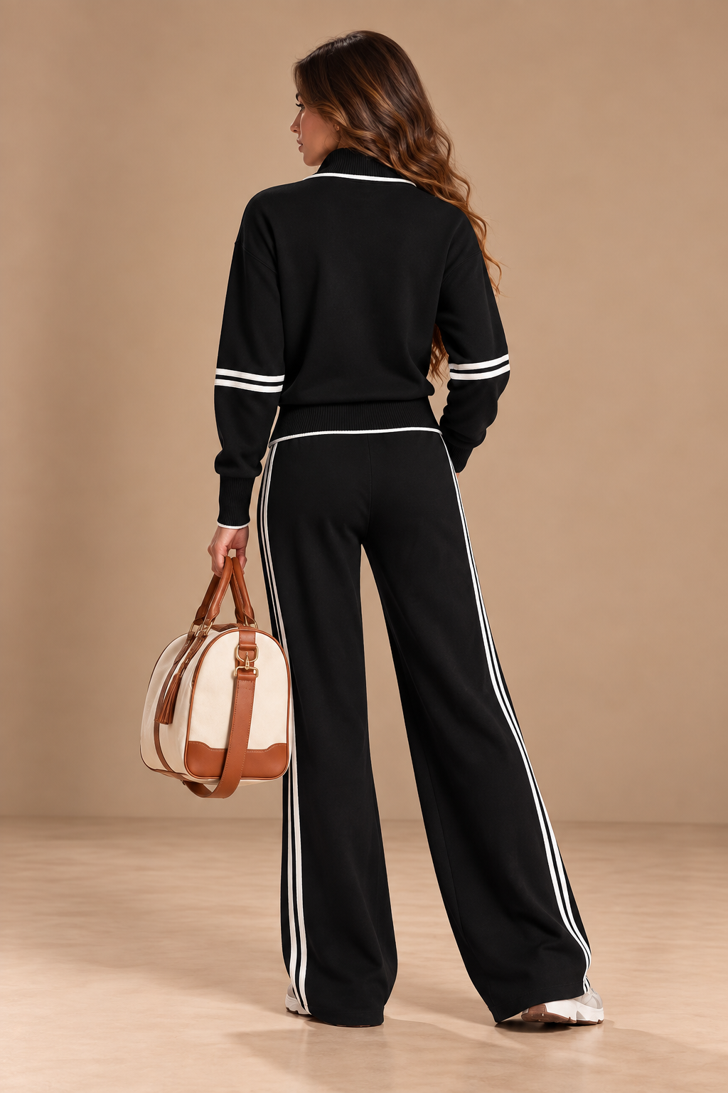 CARLA | Conjunto con Sudadera de Cuello Cremallera y Pantalón de Pierna Ancha
