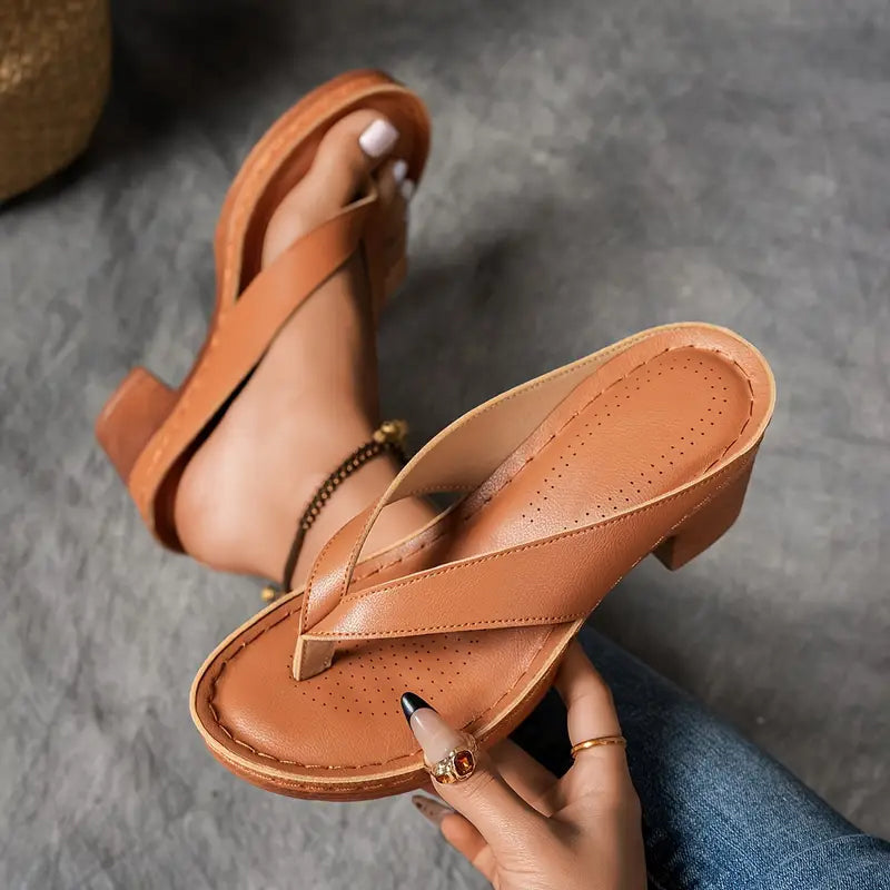 ALLEGRA | Chanclas de tacón alto para una silueta esbelta y una elegancia veraniega